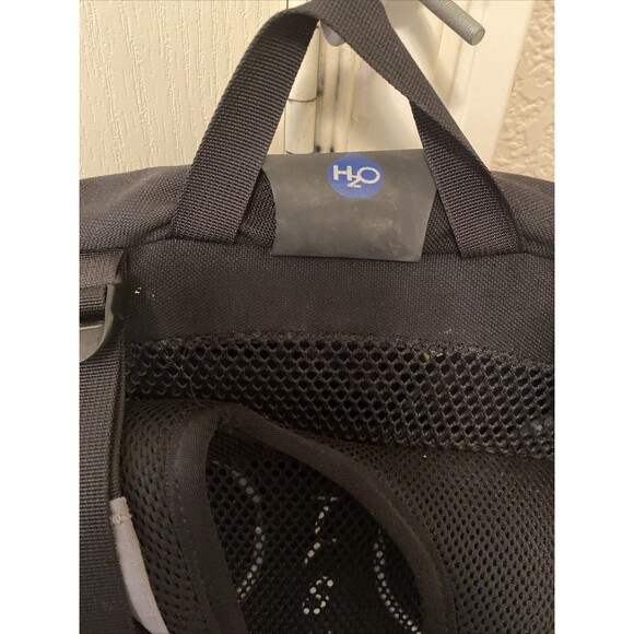 OSPREY Atmos 35 Airspeed size Men’s S. Gray and Black Backpack - Picture 9 of 14